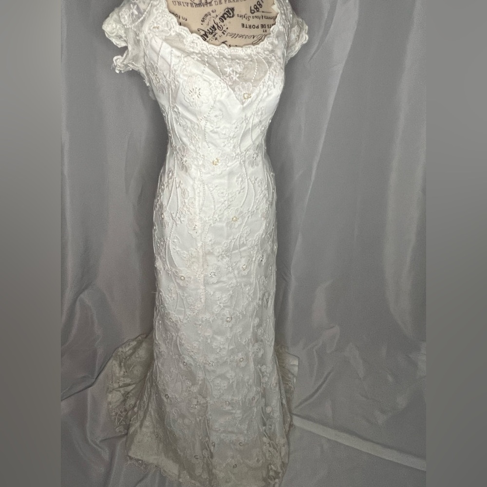 Wedding dress size 10